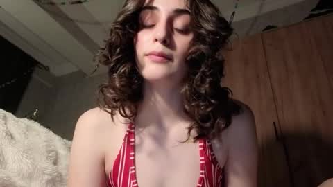 Snapshot of wonderland_stia chatting on January 2026 02:11:01 PM Stia online show from January 2026 02:11:01 PM