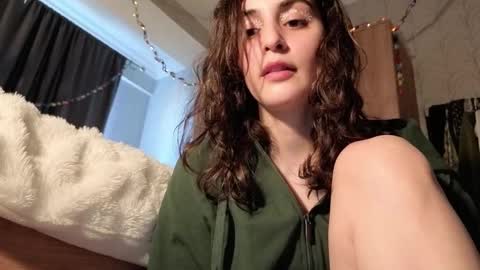 Snapshot of wonderland_stia chatting on January 2026 12:54:01 PM Stia online show from January 2026 12:54:01 PM