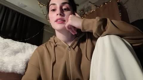 Snapshot of wonderland_stia chatting on January 2026 02:32:01 PM Stia online show from January 2026 02:32:01 PM