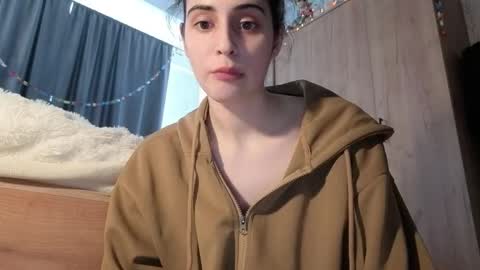 Snapshot of wonderland_stia chatting on February 2026 10:53:02 AM Stia online show from February 2026 10:53:02 AM