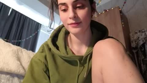 Snapshot of wonderland_stia chatting on February 2026 10:09:02 AM Stia online show from February 2026 10:09:02 AM