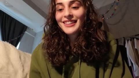 Snapshot of wonderland_stia chatting on February 2026 06:47:02 AM Stia online show from February 2026 06:47:02 AM