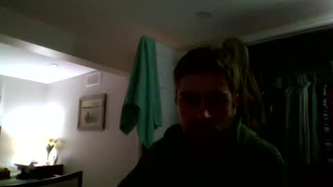 woodeee77 online show from March 2026 12:14:01 AM