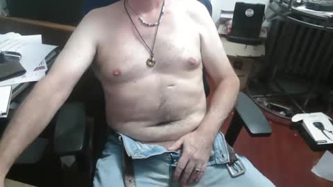 woodworker6473 online show from September 2025 11:28:02 PM