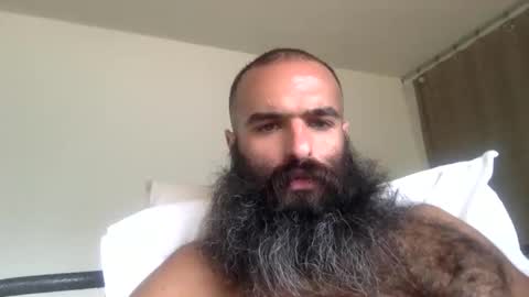 woof_wolf37 online show from February 2026 07:00:02 PM