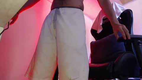 Woondeer online show from November 2025 04:20:02 PM