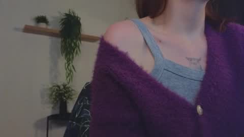 Rebecy online show from November 2025 02:28:01 PM