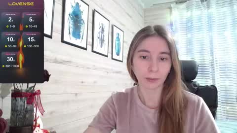 Anna  online show from December 2025 02:00:02 PM