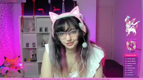 Snapshot of wrenvalentine chatting on September 2025 10:31:02 AM Wren Valentine online show from September 2025 10:31:02 AM