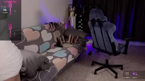 Snapshot of wsp128 chatting on November 2025 10:15:01 AM Neo and Abby online show from November 2025 10:15:01 AM