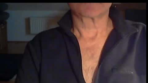 Wuki online show from November 2025 03:44:01 PM