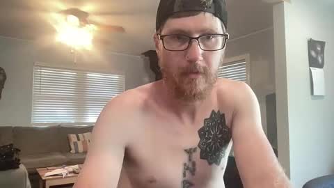 wuthole online show from October 2025 07:56:02 PM