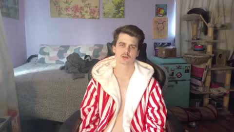 Wyatt online show from October 2025 06:19:01 PM