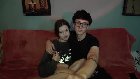 Philipp and Este online show from September 2025 02:20:01 PM