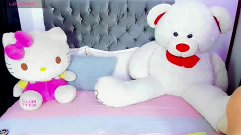 Snapshot of x_indomitable1 chatting on December 2025 04:33:02 AM Maria Juliana online show from December 2025 04:33:02 AM