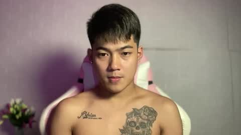 Prince Aldrian  online show from October 2025 05:25:01 AM