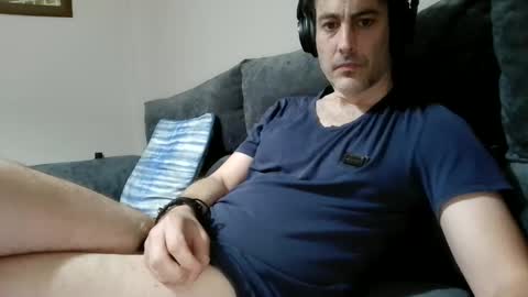 Snapshot of xalegarmax chatting on January 2025 05:48:01 PM xalegarmax online show from January 2025 05:48:01 PM