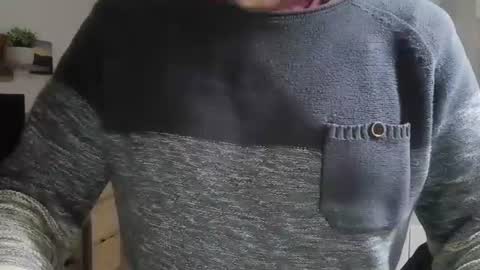 Snapshot of xalegarmax chatting on November 2025 09:31:02 PM xalegarmax online show from November 2025 09:31:02 PM