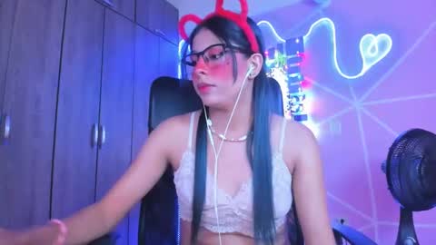 XALLYSONX online show from February 2025 05:18:02 PM