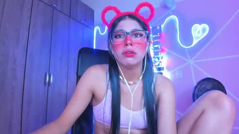 XALLYSONX online show from February 2025 02:16:01 PM