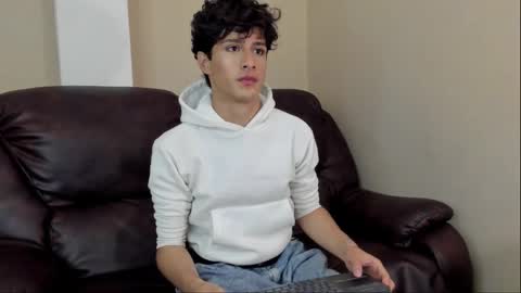 Snapshot of xam_collen chatting on November 2025 03:49:01 PM xam_collen online show from November 2025 03:49:01 PM