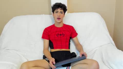 xam_collen online show from January 2026 06:01:01 PM