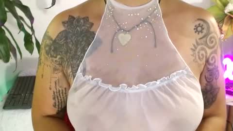 Snapshot of xamara1124 chatting on February 2025 02:32:02 AM XAMARA1124 online show from February 2025 02:32:02 AM