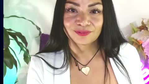 Snapshot of xamara1124 chatting on March 2025 02:23:02 AM XAMARA1124 online show from March 2025 02:23:02 AM