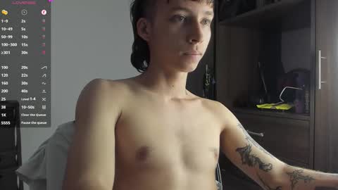 Snapshot of xamyu chatting on November 2025 07:32:02 PM Xam online show from November 2025 07:32:02 PM