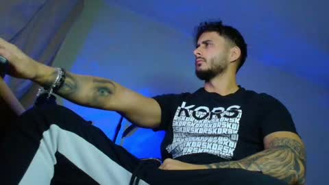 XanderCageX online show from November 2025 04:22:01 AM