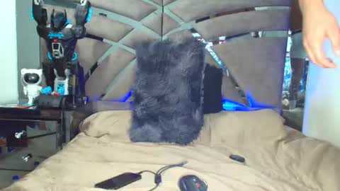 Xanderstone online show from June 2026 06:11:01 AM