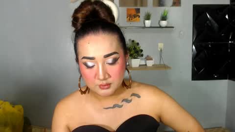 Snapshot of xasianempressx chatting on July 2026 07:27:01 PM Nira NOT INTO CHEAP GUYS online show from July 2026 07:27:01 PM