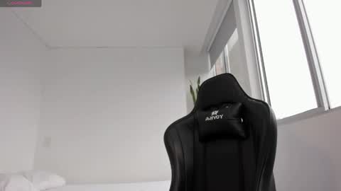 Snapshot of xavier_colleman chatting on May 2026 12:01:01 PM Xavier online show from May 2026 12:01:01 PM