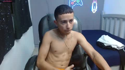 xavii_18_ online show from March 2025 05:33:01 PM