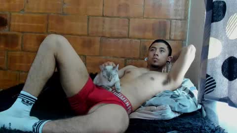 xblackandwhitexx online show from March 2025 06:11:01 PM