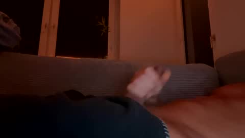 Snapshot of xbonbonx chatting on December 2024 09:29:02 PM BonBon online show from December 2024 09:29:02 PM