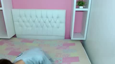 Snapshot of xcoupleplayxx chatting on April 2026 03:09:01 AM xcoupleplayxx online show from April 2026 03:09:01 AM