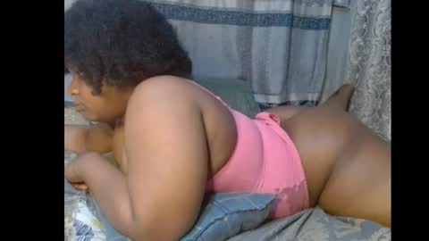 Snapshot of xcumxonxme chatting on December 2024 06:49:01 PM xcumxonxme online show from December 2024 06:49:01 PM