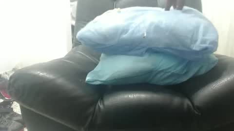 Snapshot of xdonvictor chatting on March 2025 01:37:01 AM Victor online show from March 2025 01:37:01 AM