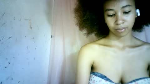 xenna610827 online show from February 2025 12:49:02 PM