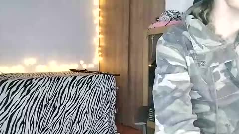 Snapshot of xialexbordeous chatting on January 2025 09:14:02 PM Samara online show from January 2025 09:14:02 PM