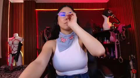 XiaQueen   I M online show from November 2025 08:18:01 PM