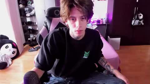 xIce Boy online show from February 2026 03:35:01 PM