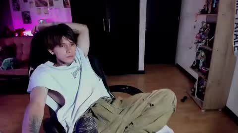 xIce Boy online show from May 2026 06:39:01 PM