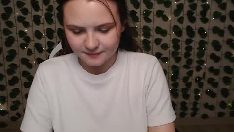 Lina online show from January 2025 07:31:01 AM