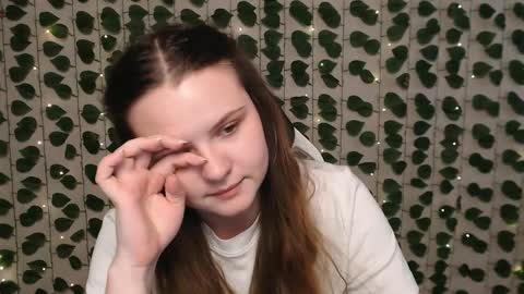 Lina online show from January 2025 07:21:02 AM