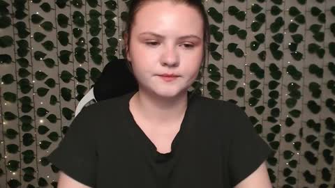 Lina online show from February 2025 04:05:01 AM