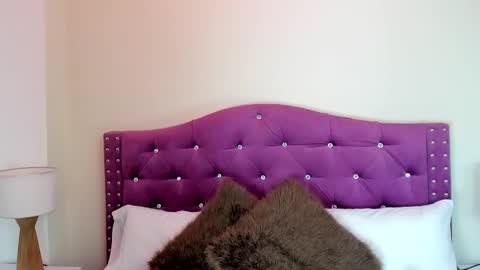 Xime  online show from November 2025 02:54:02 AM