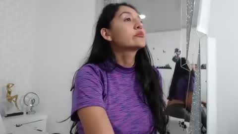 ximena suarez online show from January 2025 03:47:01 AM