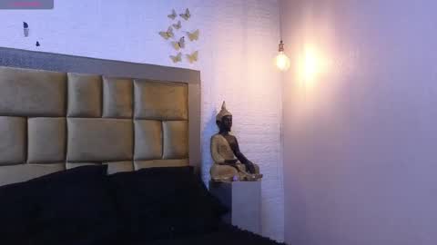 ximena online show from October 2025 08:22:02 PM